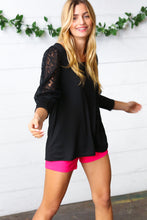 Load image into Gallery viewer, Black Lace Three Quarter Bubble Sleeve Top