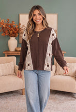 Load image into Gallery viewer, Darling Daisies Long Sleeve in Brown