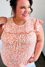 Load image into Gallery viewer, Peach Floral Print Frilled Short Sleeve Yoke Top
