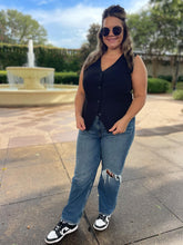 Load image into Gallery viewer, PREORDER: Manhattan Button Vest in Three Colors