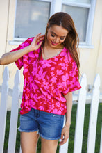 Load image into Gallery viewer, Tropical Trance Magenta Floral V Neck Woven Top