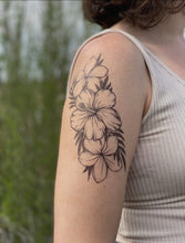 Load image into Gallery viewer, Nature Tats Temp Tattoo- TROPICAL FLORAL