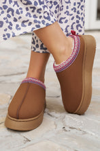 Load image into Gallery viewer, Chestnut Suede Contrast Print Plush Lined Snow Boots