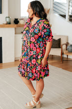 Load image into Gallery viewer, HAPTICS- Be Someone Floral Dress