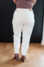 Load image into Gallery viewer, JUDY BLUE- Charlene High Rise Contrast Thread Jogger in Ecru