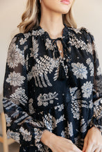 Load image into Gallery viewer, POLOGRAM-Come Take My Hand Floral Dress