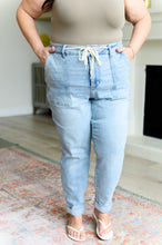 Load image into Gallery viewer, JUDY BLUE- Cooper High Rise Vintage Denim Jogger