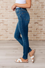 Load image into Gallery viewer, Daphne High Rise Skinny Jeans- JUDY BLUE