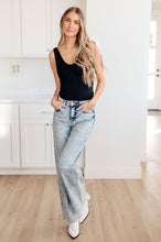 Load image into Gallery viewer, JUDY BLUE- Dory High Waist Mineral Wash Raw Hem Wide Leg Jeans