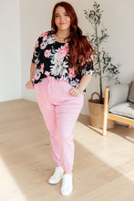Load image into Gallery viewer, DEAR SCARLETT- Essential Blouse in Black Floral