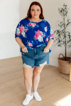 Load image into Gallery viewer, DEAR SCARLETT- Essential Blouse in Royal and Pink Floral