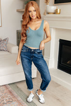 Load image into Gallery viewer, YELETE- Fundamentals Ribbed Seamless Reversible Tank in Vintage Blue