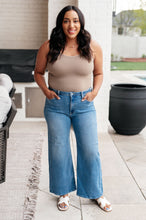 Load image into Gallery viewer, JUDY BLUE- Hayes High Rise Wide Leg Crop Jeans