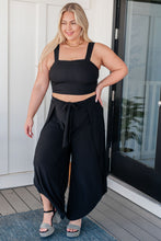 Load image into Gallery viewer, WHITE BIRCH- Holland Holiday Tulip Pants in Black