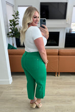 Load image into Gallery viewer, JUDY BLUE- Lisa High Rise Control Top Wide Leg Crop Jeans in Kelly Green