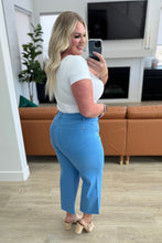 Load image into Gallery viewer, JUDY BLUE- Lisa High Rise Control Top Wide Leg Crop Jeans in Sky Blue