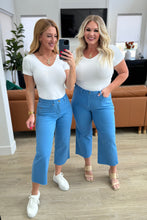 Load image into Gallery viewer, JUDY BLUE- Lisa High Rise Control Top Wide Leg Crop Jeans in Sky Blue