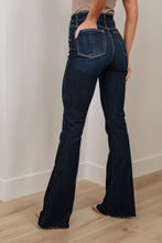Load image into Gallery viewer, JUDY BLUE- Jane High Rise Raw Hem Flare