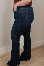 Load image into Gallery viewer, JUDY BLUE- Jane High Rise Raw Hem Flare