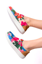 Load image into Gallery viewer, Kayak 2 Shoes in Floral- CORKYS