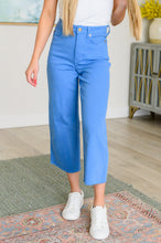 Load image into Gallery viewer, JUDY BLUE- Lisa High Rise Control Top Wide Leg Crop Jeans in Sky Blue