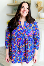 Load image into Gallery viewer, DEAR SCARLETT- Lizzy Babydoll Top in Royal Retro Floral