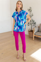 Load image into Gallery viewer, DEAR SCARLETT- Lizzy Cap Sleeve Top in Royal Brush Strokes