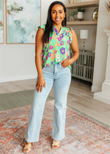 Load image into Gallery viewer, DEAR SCARLETT- Lizzy Flutter Sleeve Top in Emerald and Purple Floral