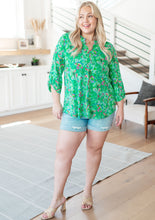 Load image into Gallery viewer, DEAR SCARLETT- Lizzy Top in Emerald and Magenta Paisley