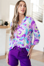 Load image into Gallery viewer, DEAR SCARLETT- Lizzy Top in Lavender and Purple Brush Strokes