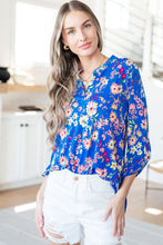 Load image into Gallery viewer, DEAR SCARLETT- Lizzy Top in Royal and Blush Floral