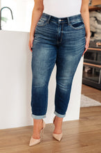 Load image into Gallery viewer, JUDY BLUE- London Midrise Cuffed Boyfriend Jeans