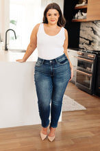 Load image into Gallery viewer, JUDY BLUE- London Midrise Cuffed Boyfriend Jeans