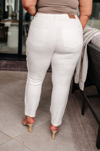 Load image into Gallery viewer, JUDY BLUE- Maddie Mid Rise Braided Side Seam Relaxed Jeans