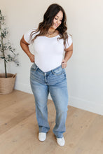 Load image into Gallery viewer, JUDY BLUE- Mildred High Rise V Front Waistband Straight Jeans