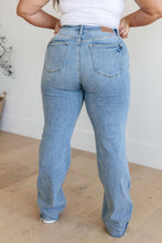 Load image into Gallery viewer, JUDY BLUE- Mildred High Rise V Front Waistband Straight Jeans