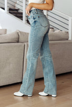 Load image into Gallery viewer, JB Miranda High Rise Plaid Cuff Vintage Straight Jeans