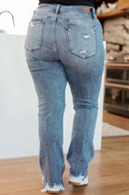 Load image into Gallery viewer, JUDY BLUE- O'Hara Destroyed Straight Jeans