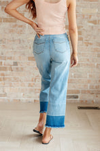 Load image into Gallery viewer, JUDY BLUE- Olivia High Rise Wide Leg Crop Jeans in Medium Wash
