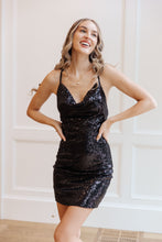 Load image into Gallery viewer, SP24- Shining in Sequins Dress in Black