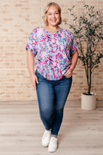 Load image into Gallery viewer, 111 NORTH- Stellar Situation V-Neck Top