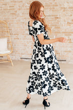 Load image into Gallery viewer, The Hot Topic Square Neck Floral Dress- POLAGRAM