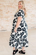 Load image into Gallery viewer, The Hot Topic Square Neck Floral Dress- POLAGRAM