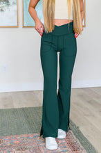 Load image into Gallery viewer, RAE MODE- Work it All Out Crossover Flare Leggings