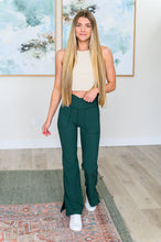 Load image into Gallery viewer, RAE MODE- Work it All Out Crossover Flare Leggings