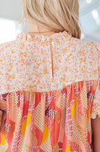 Load image into Gallery viewer, jodiful- Day Dreamer Mixed Floral Top in Mauve
