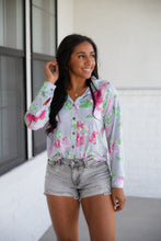 Load image into Gallery viewer, SEW IN LOVE- Thinking on It Open Back Floral Top