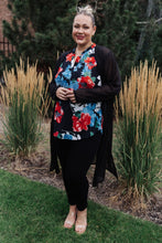 Load image into Gallery viewer, A Rose by Any Other Name Sleeveless Top (Reg & Curvy)