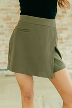 Load image into Gallery viewer, WHITE BIRCH- All Your Friends Skort
