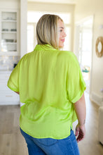 Load image into Gallery viewer, Bright Idea Button Down in Citrus- JODIFL